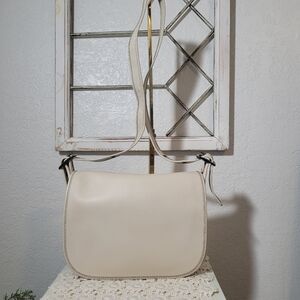 Limited Edition Coach Cream Saddle Shoulder Crossbody Bag with Adjustable Strap